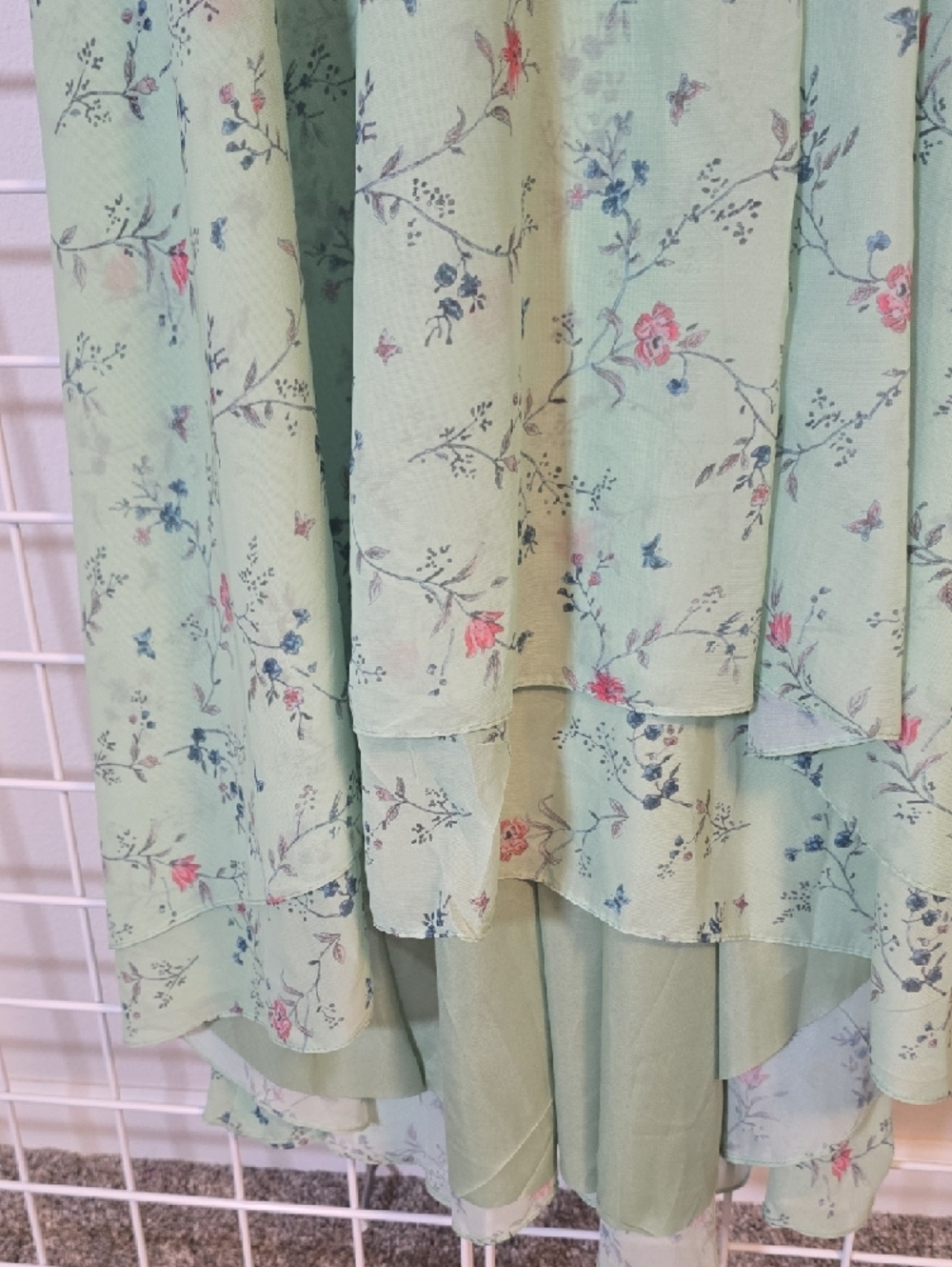 Formal Dress NWT Mint Green Floral High-Low Chiffon Dress Beaded Waist Size 8 - Picture 7 of 16